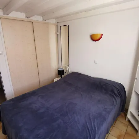 Holiday home Maison 4 Pers Avec Piscine, Proche Plage, Tv, Lave-vaisselle Et Parking - Fr-1-194-257