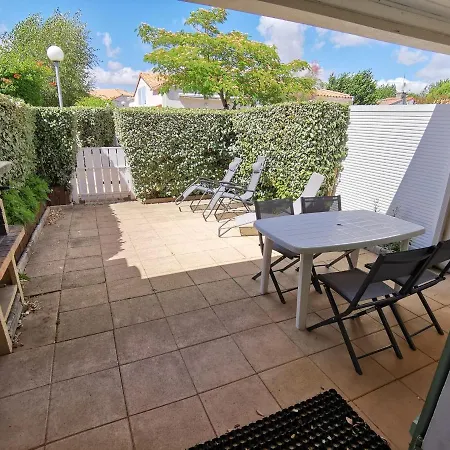 Maison 4 Pers Avec Piscine, Proche Plage, Tv, Lave-vaisselle Et Parking - Fr-1-194-257 La Tranche-sur-Mer