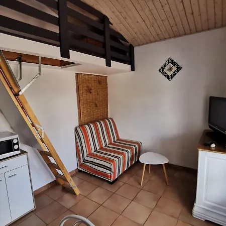 Maison 4 Pers Avec Piscine, Proche Plage, Tv, Lave-vaisselle Et Parking - Fr-1-194-257