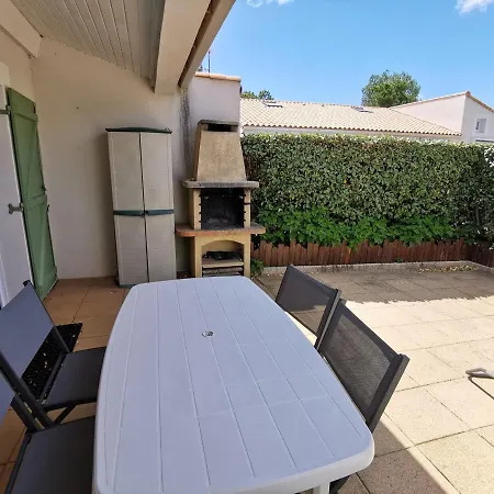 Maison 4 Pers Avec Piscine, Proche Plage, Tv, Lave-vaisselle Et Parking - Fr-1-194-257